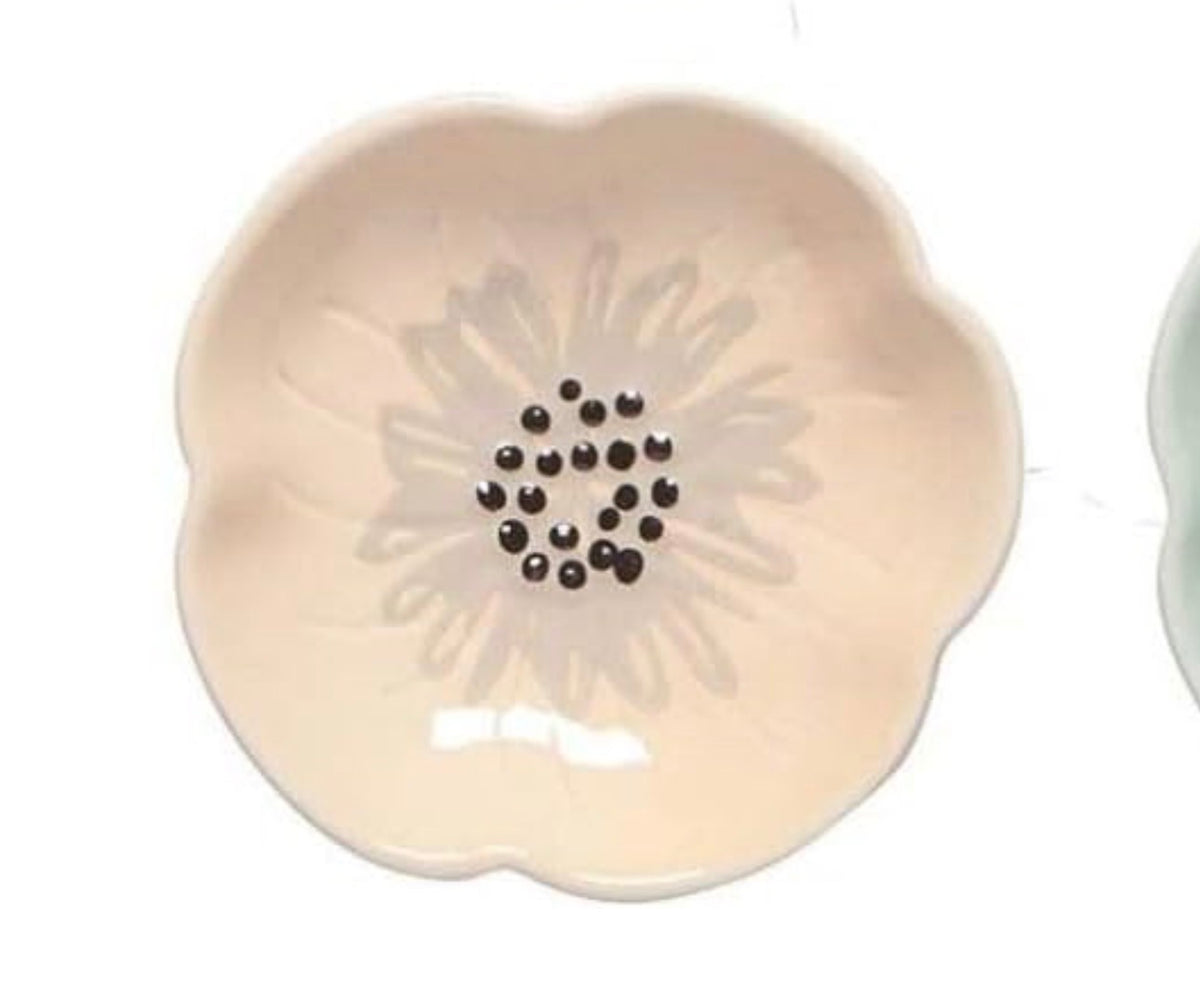 Beige Flower dice dish