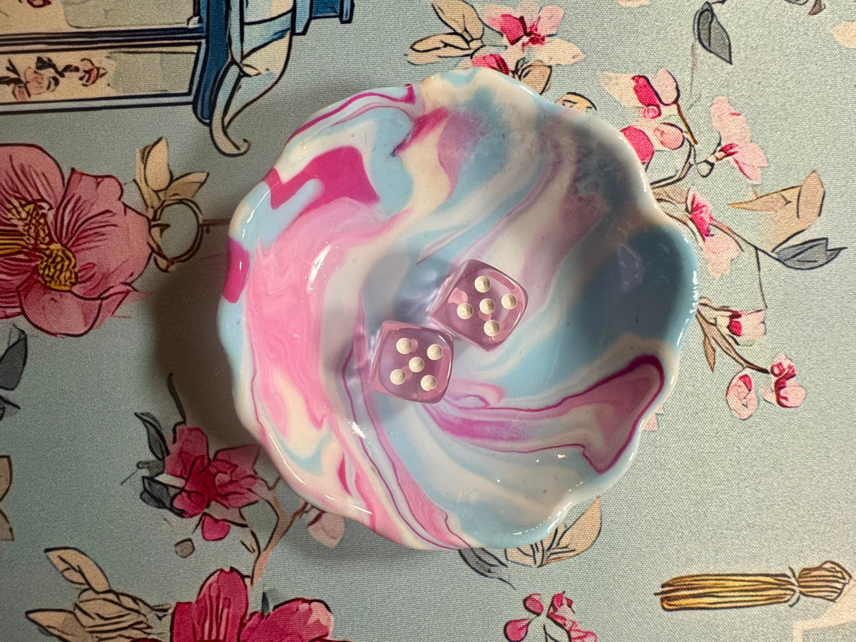 Pink / baby blue dice dish