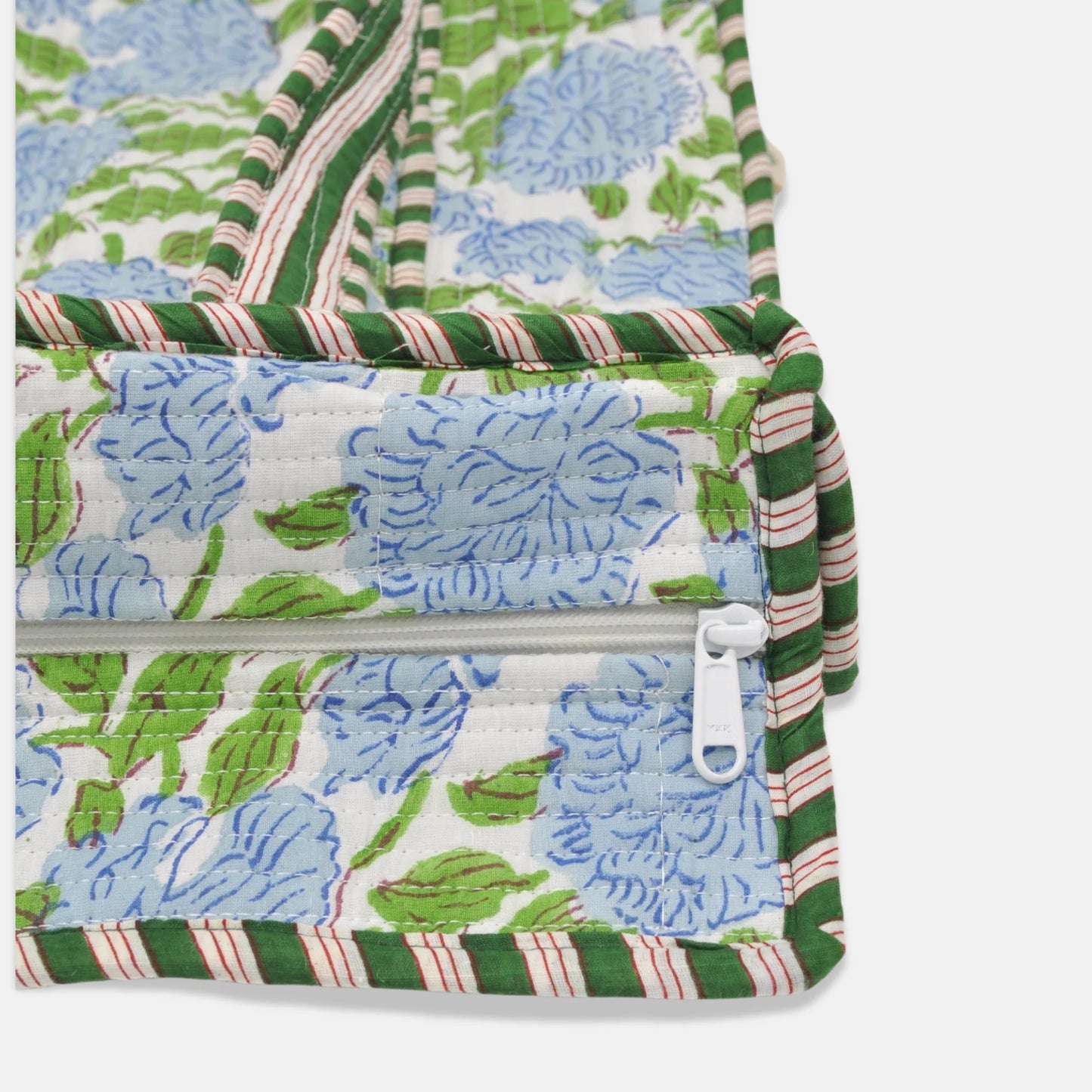 Middle & Main Hydrangea & Pine Floral Mahjong Tote