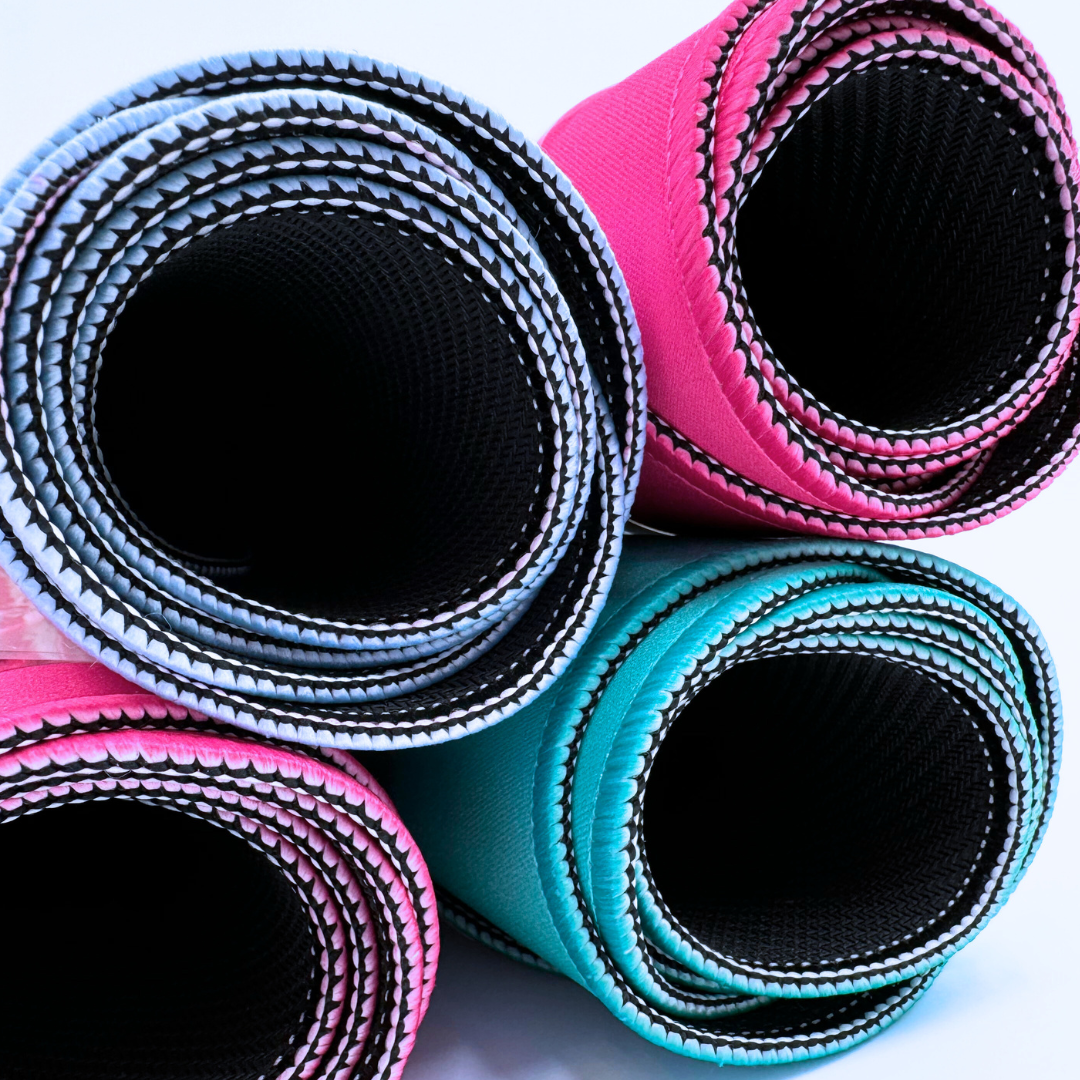 MAHJONG MAT  |  Colour Wave  |  31" x 31": Green Center- Pink Scallop