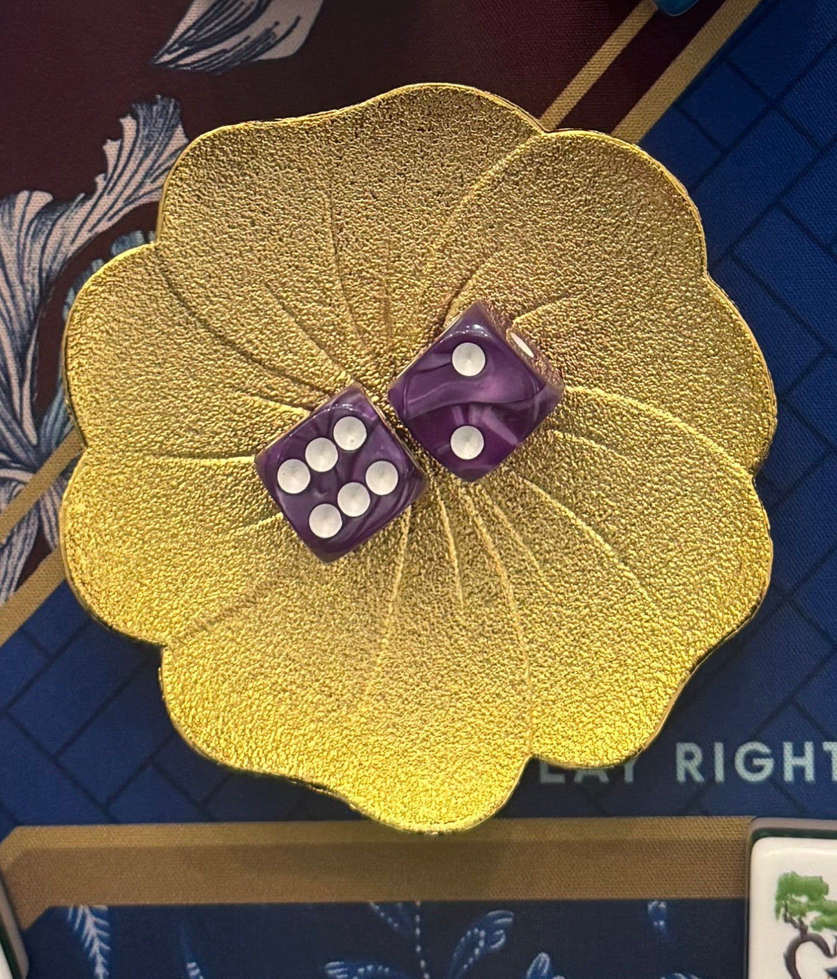 Gold flower dice dish