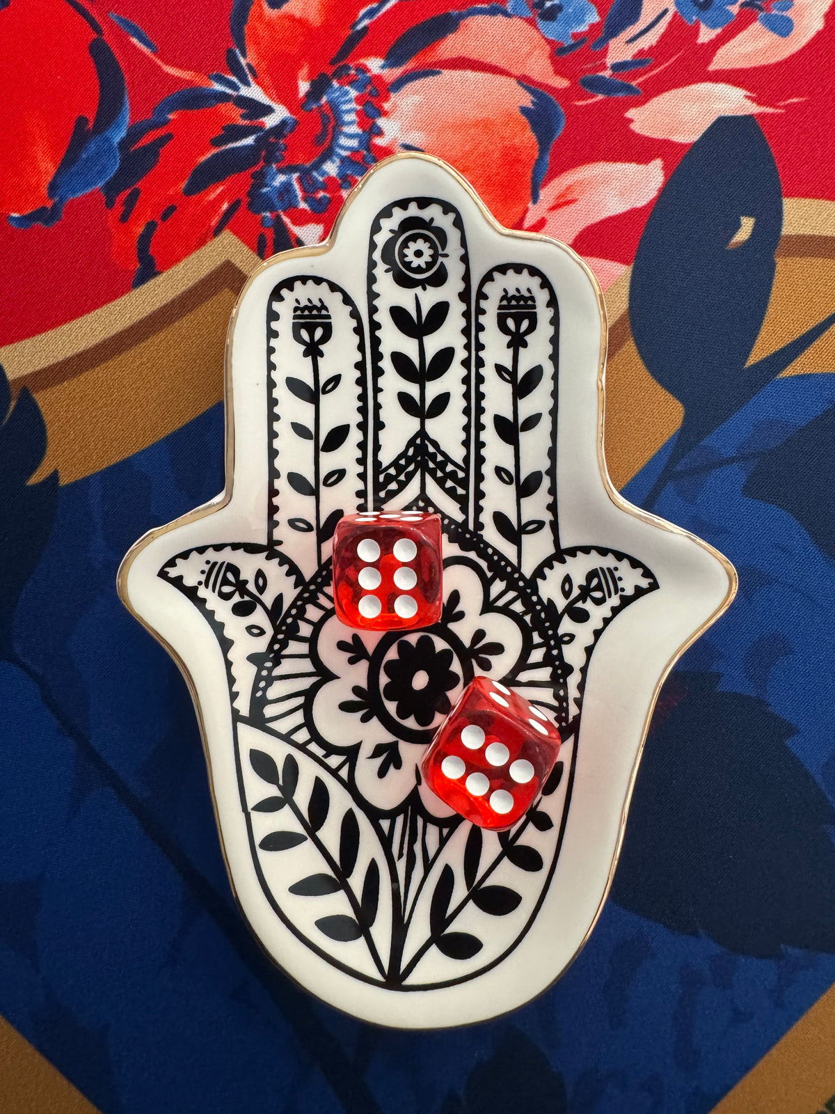 Hamsa dice dish