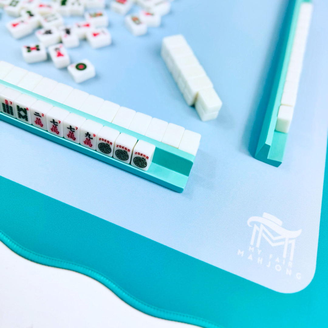 MINI MAHJONG MAT - 21" x 21": Green Center- Pink Scallop